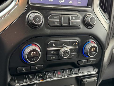 Used 2019 Chevrolet Silverado 1500 LT Trail Boss AWD/4WD image 36
