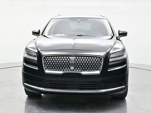 Used 2022 Lincoln Nautilus Reserve AWD/4WD image 2