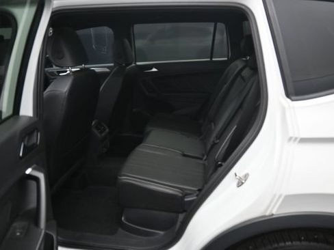 Used 2024 Volkswagen Tiguan SE R-Line w/ MDO Package, Two-Row AWD/4WD image 29