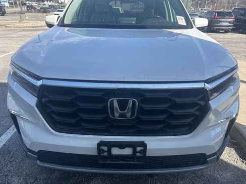Used 2024 Honda Pilot EX-L image 2
