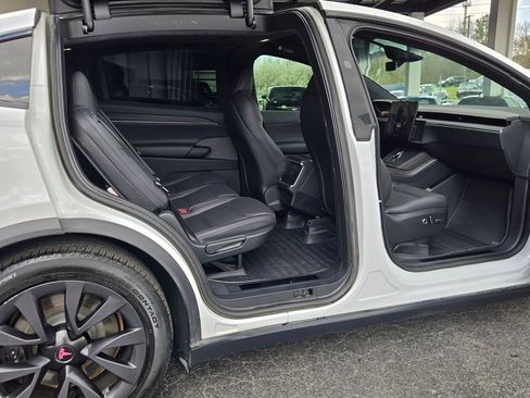 Used 2024 Tesla Model X AWD/4WD image 16