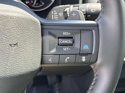 Used 2026 Nissan Rogue SV FWD image 35