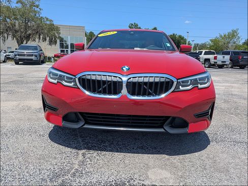 Used 2022 BMW 330i Sedan w/ Premium Package RWD image 9