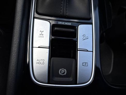 Used 2024 Hyundai Santa Cruz Limited AWD/4WD image 38