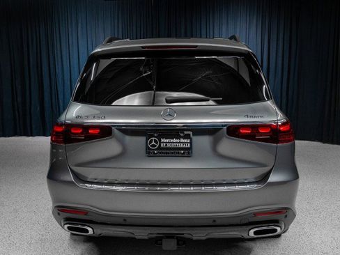New 2026 Mercedes-Benz GLS 450 4MATIC image 9