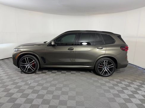 Used 2026 BMW X5 sDrive40i w/ M Sport Package RWD image 2