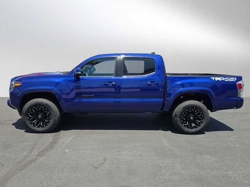 Used 2023 Toyota Tacoma TRD Sport w/ Technology Package AWD/4WD image 6