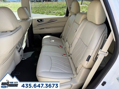 Used 2019 INFINITI QX60 Luxe w/ Essential Package FWD image 27