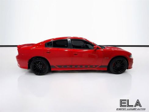 Used 2020 Dodge Charger R/T RWD image 39