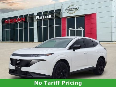 Used 2025 Nissan Murano SV AWD/4WD image 2