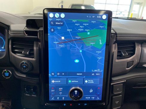 New 2023 Ford F150 Lightning Platinum image 38