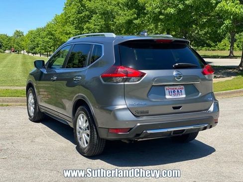 Used 2020 Nissan Rogue SV FWD image 4