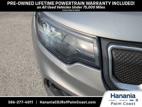 Used 2022 Jeep Compass Latitude AWD/4WD image 10