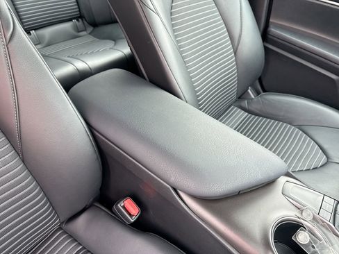 Used 2023 Toyota Camry SE FWD image 21