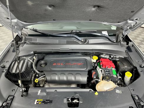 Used 2019 Jeep Compass Latitude w/ Popular Equipment Group image 30