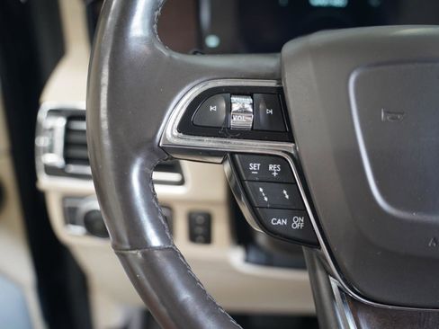 Used 2021 Lincoln Navigator L Reserve w/ Luxury Package AWD/4WD image 14