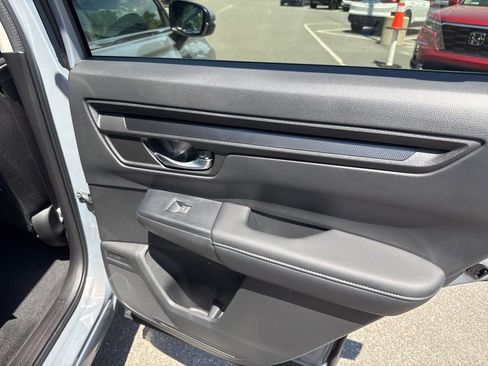 Certified 2026 Honda CR-V EX image 13