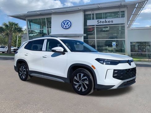 New 2026 Volkswagen Tiguan S image 2