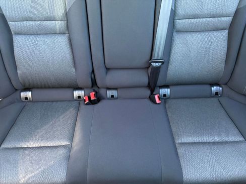 Used 2025 Nissan Rogue SV image 40