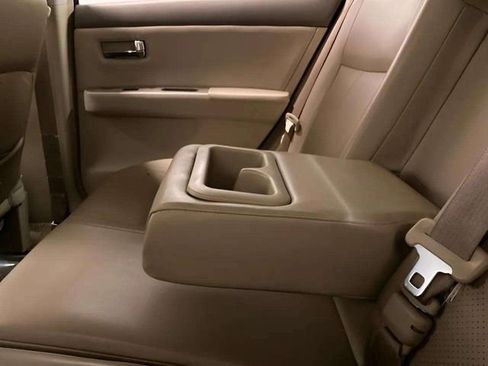 Used 2010 Nissan Sentra 2.0 SL w/ Leather Pkg FWD image 71