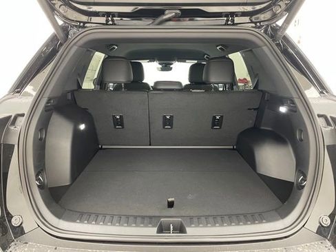 New 2026 Chevrolet Equinox RS w/ Convenience Package III image 12