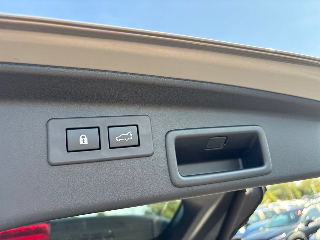 Certified 2026 Subaru Outback Limited AWD/4WD image 24