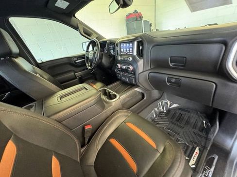 Used 2020 GMC Sierra 1500 AT4 w/ AT4 Premium Package AWD/4WD image 31