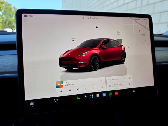 Used 2022 Tesla Model Y Performance AWD/4WD image 37