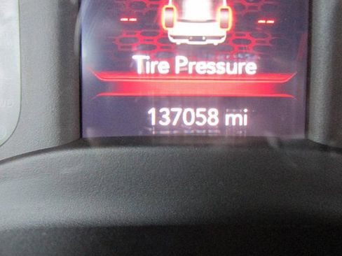 Used 2019 RAM 1500 Big Horn image 7