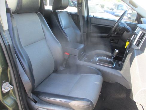 Used 2008 Jeep Grand Cherokee Laredo image 7