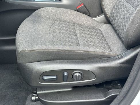 Certified 2024 Chevrolet Equinox LT w/ LPO, Floor Liner Package FWD image 16