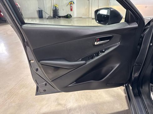 Used 2017 Toyota Yaris iA FWD image 22