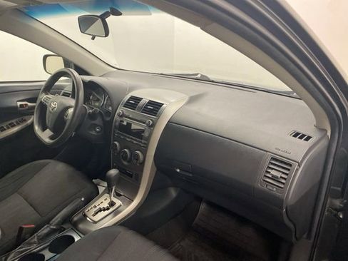 Used 2011 Toyota Corolla S image 20