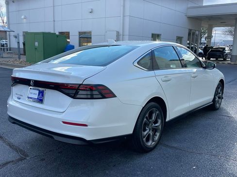 Used 2023 Honda Accord EX image 6