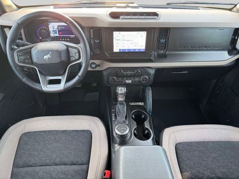 Used 2021 Ford Bronco Wildtrak AWD/4WD image 13