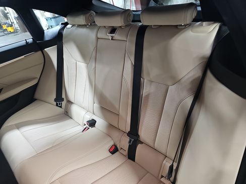 Used 2023 BMW i4 eDrive40 w/ M Sport Package RWD image 15