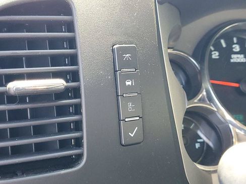 Used 2013 Chevrolet Silverado 1500 LT w/ All-Star Edition AWD/4WD image 8