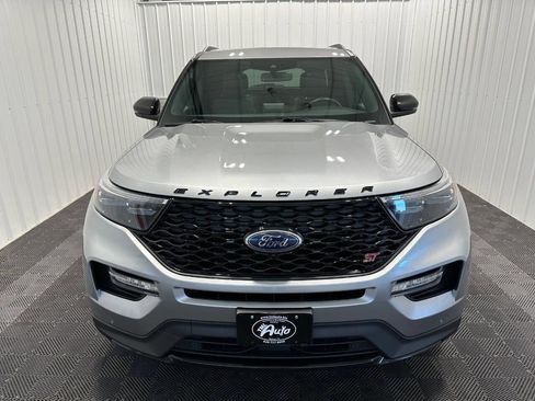Used 2023 Ford Explorer ST w/ Equipment Group 401A image 2