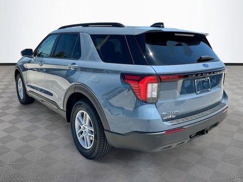 New 2026 Ford Explorer Active RWD image 4