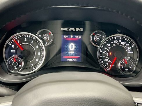 Used 2024 RAM 2500 Big Horn w/ Bed Utility Group image 27