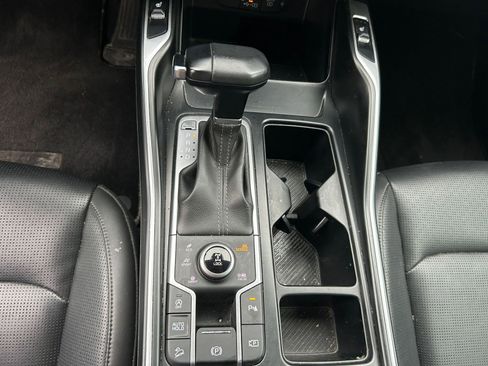 Used 2024 Kia Sorento S AWD/4WD image 37
