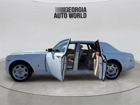 Used 2006 Rolls-Royce Phantom Sedan RWD image 19