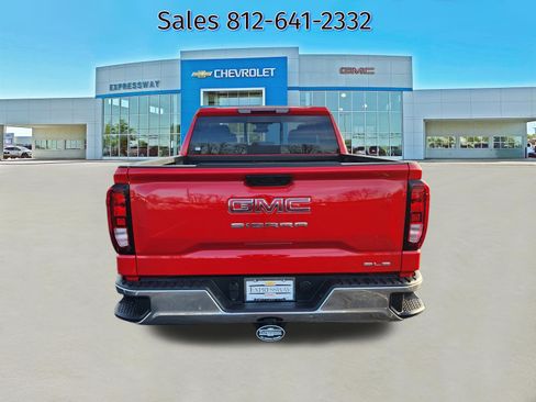New 2026 GMC Sierra 1500 SLE w/ Preferred Package image 4