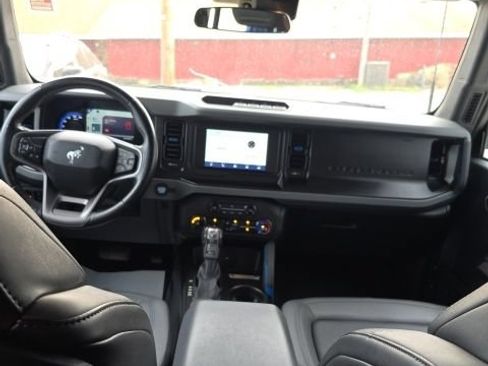 Used 2023 Ford Bronco Black Diamond AWD/4WD image 22