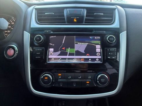 Used 2018 Nissan Altima 2.5 SR w/ SR Midnight Edition image 21