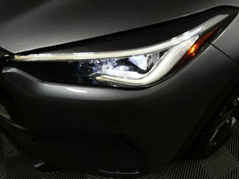 Used 2020 INFINITI QX50 Essential w/ Edition 30 Package AWD/4WD image 9