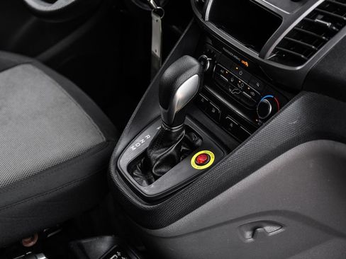 Used 2020 Ford Transit Connect XL FWD image 18