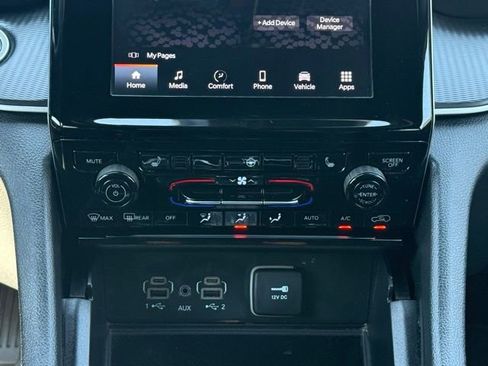 Used 2024 Jeep Grand Cherokee Altitude AWD/4WD image 35