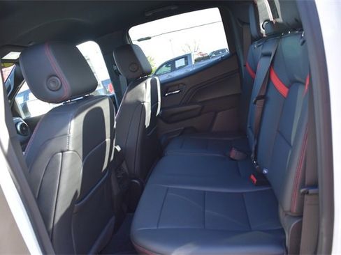 New 2025 Chevrolet Colorado Z71 w/ Midnight Edition image 20