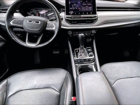 Used 2022 Jeep Compass Limited image 14